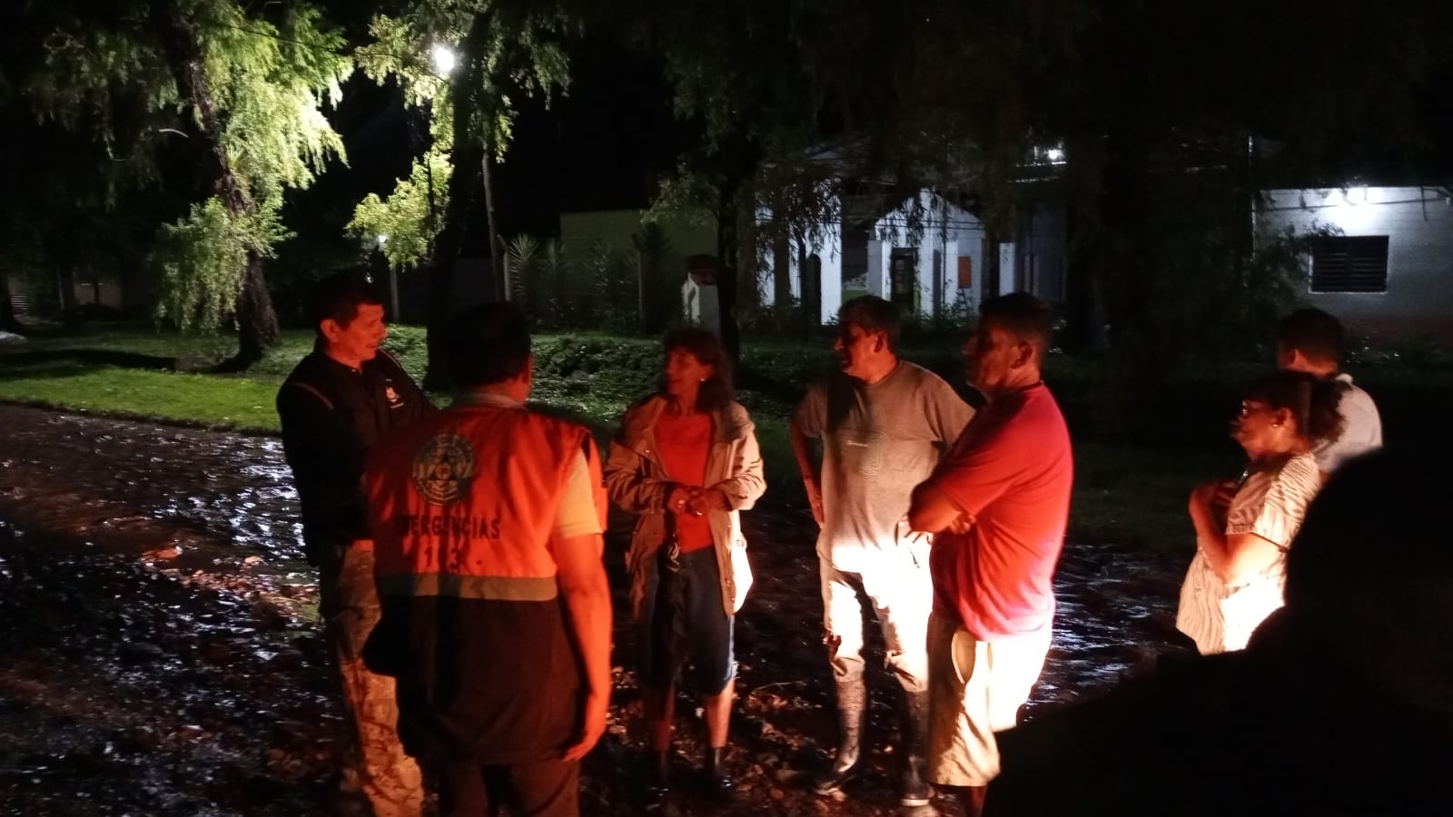 Relevamiento por anegamientos en El Naranjo y El Sunchal